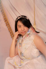 Caryl Loria Illana in soft pinks Caryl Loria Illana in soft pinks